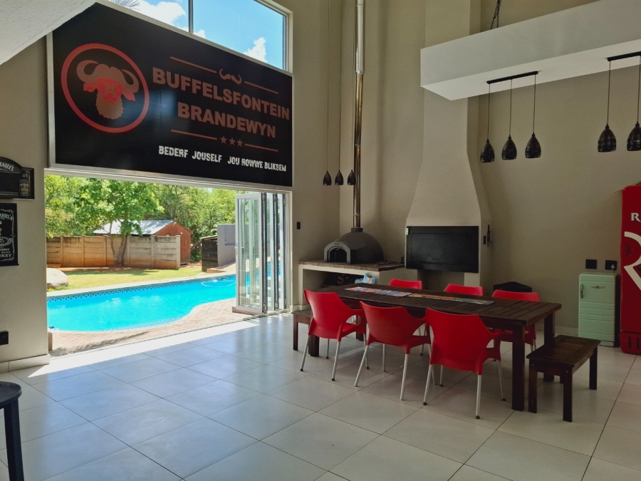 5 Bedroom Property for Sale in Rayton Free State
